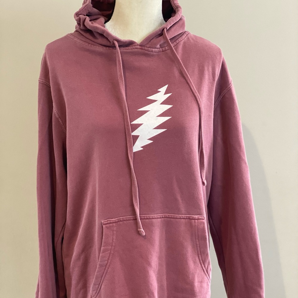 Worn once super soft and cozy -size M